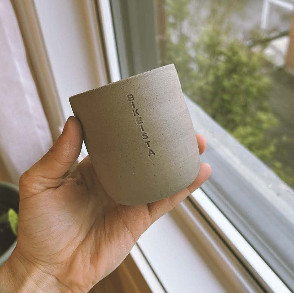 Tasse + latté gratuit